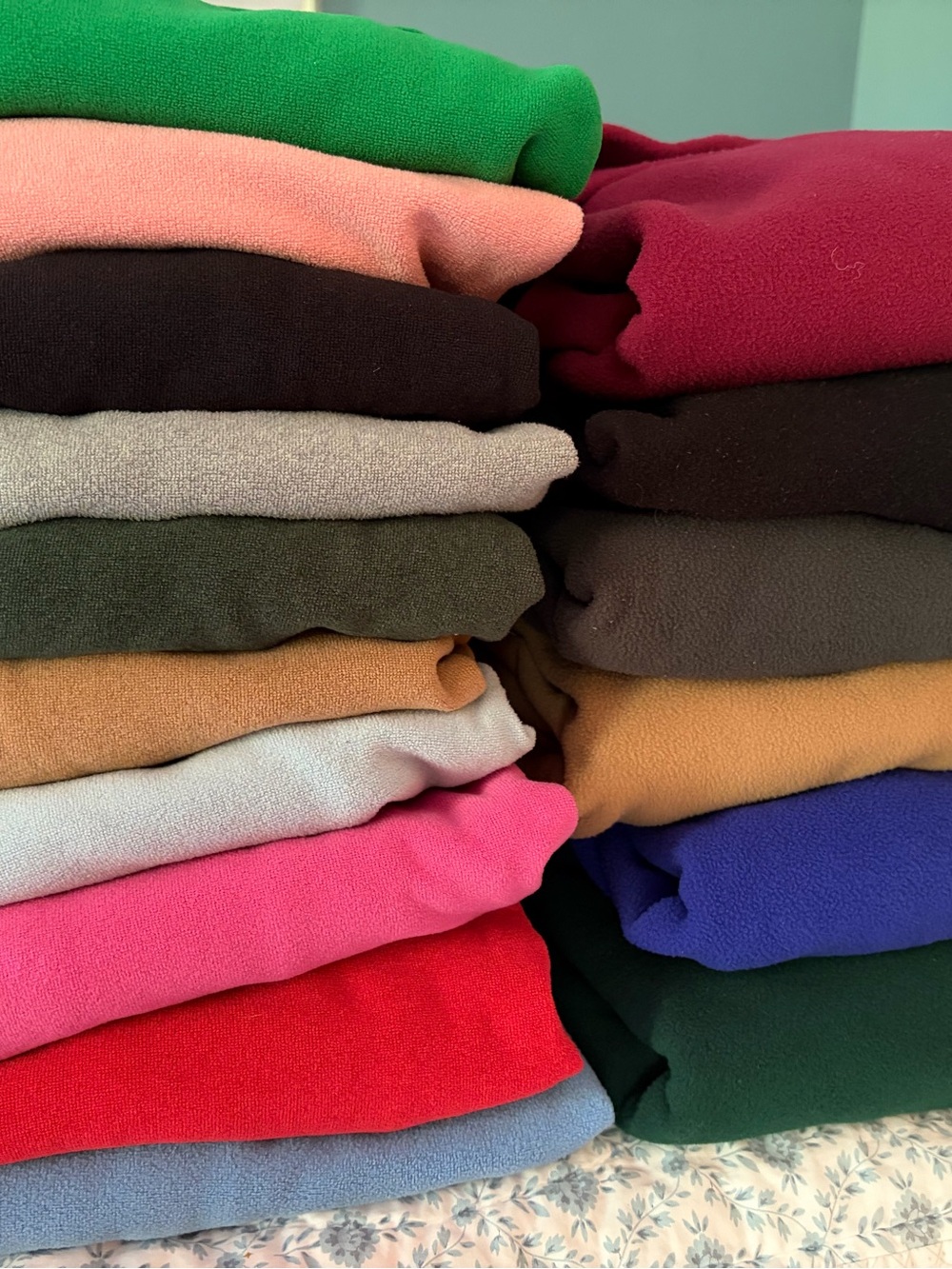 Dudley Stephens - Closet Cleanout!!!
Turtlenecks Size XS, Vello & Terry Fabrics